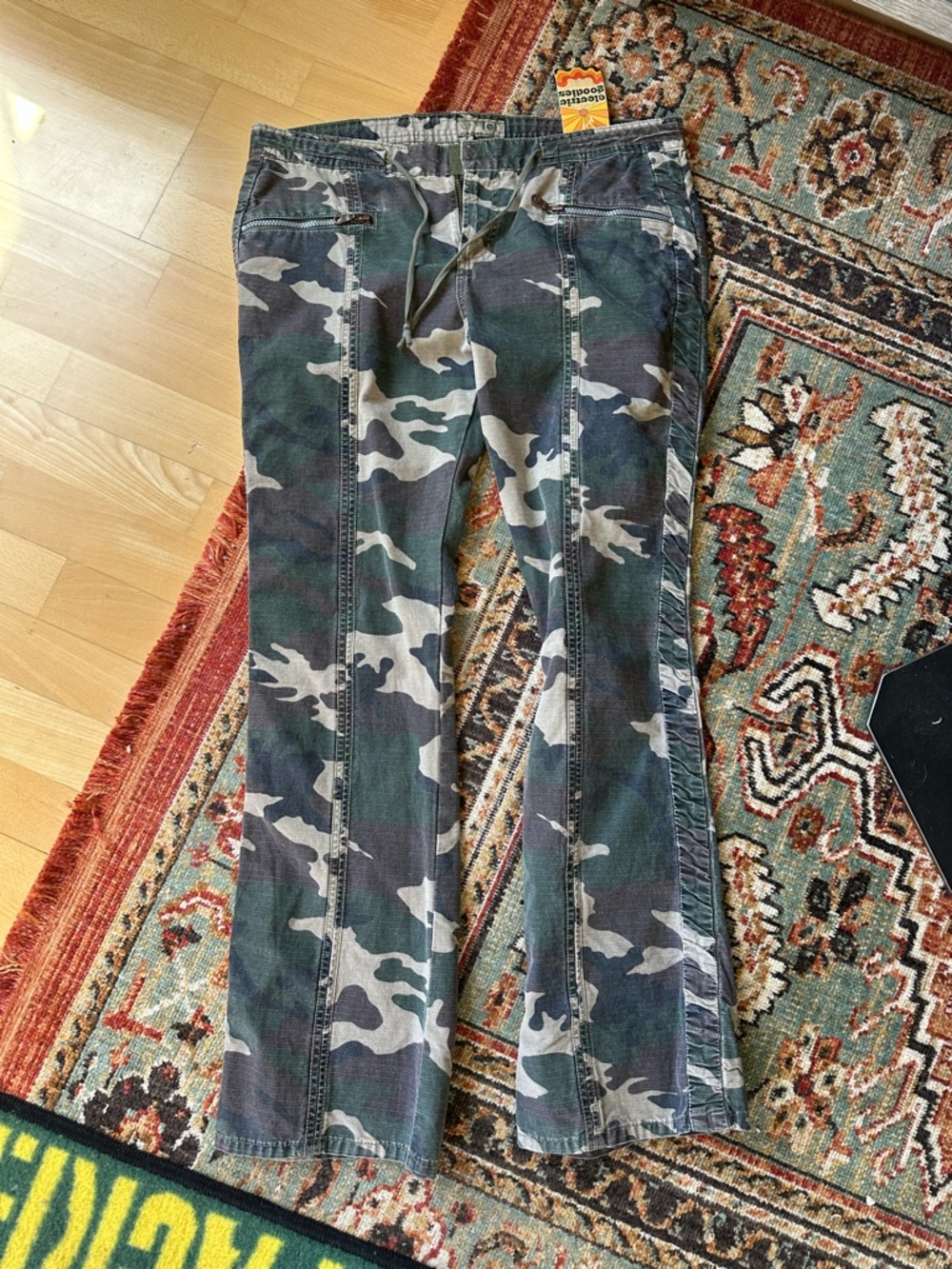 lei Vintage Y2K low-rise Camo Pants
